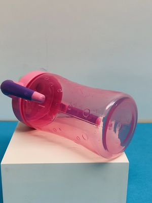 2 tellingsprinses Pink 9 Maand 9 Ons die Sippy-Kop opleiden