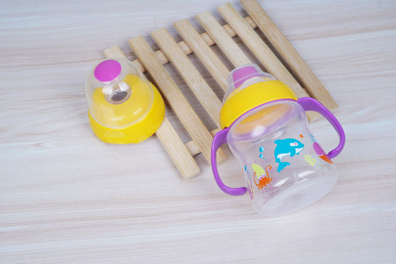 2 in 1 Vrije 6 Maand van de Uitsteekselzuiging BPA de Kop van Sippy van de 6 Onsbaby