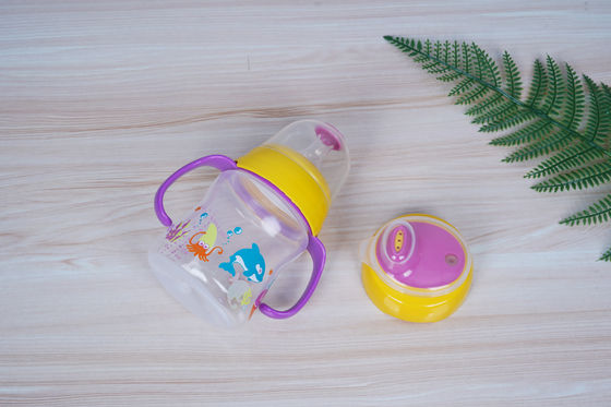 2 in 1 Vrije 6 Maand van de Uitsteekselzuiging BPA de Kop van Sippy van de 6 Onsbaby