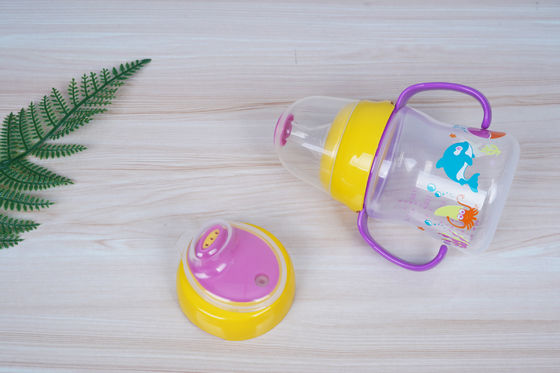 2 in 1 Vrije 6 Maand van de Uitsteekselzuiging BPA de Kop van Sippy van de 6 Onsbaby